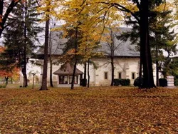 Manastirea Bogdana Turism Manastiri din Bucovina Cazare